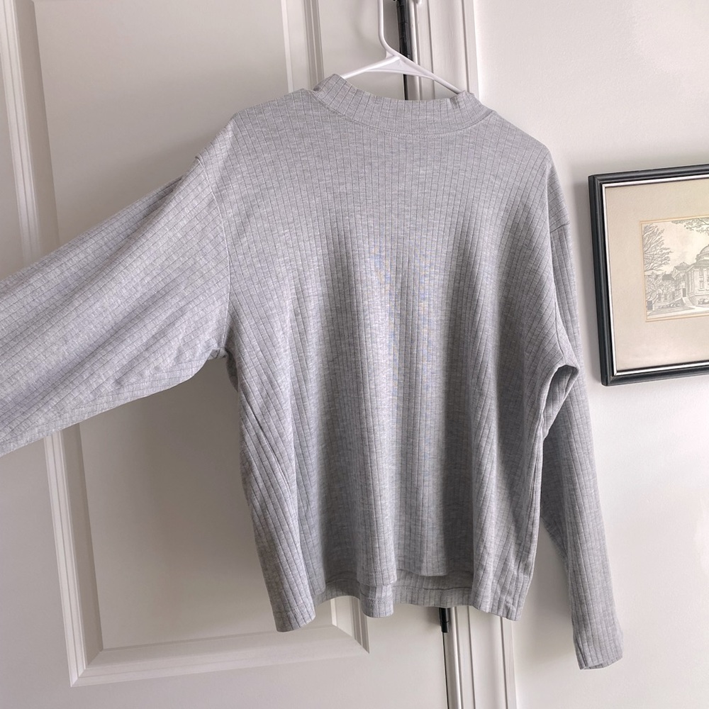 Vintage Ribbed Mockneck